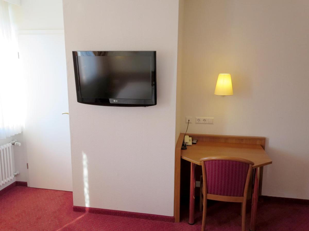 Hotel Find Stuttgart Bagian luar foto